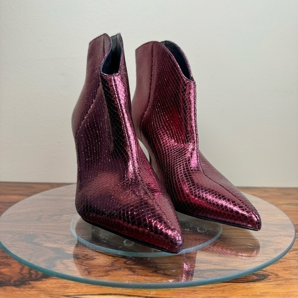 Marc Fisher Haylien Pointy Toe Bootie - Picture 8 of 15